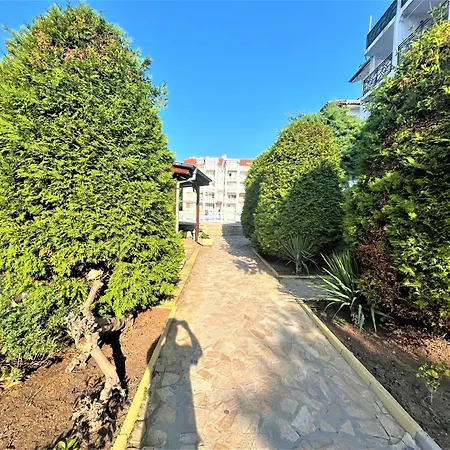 Bravo 5 サニービーチ